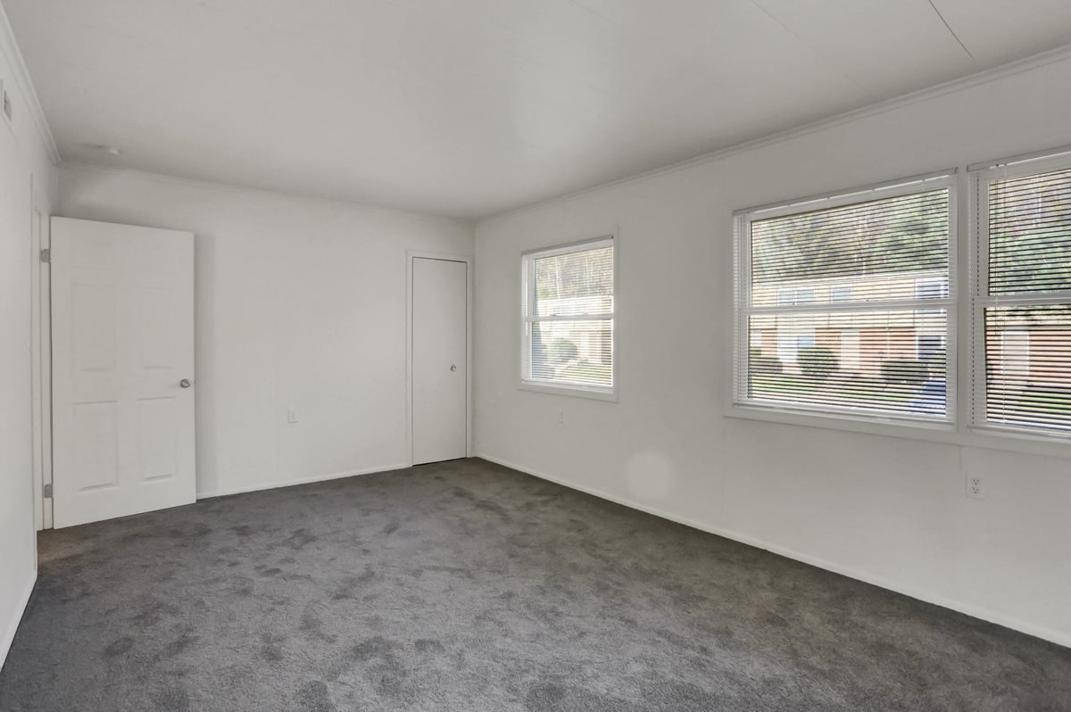 Woodland Park Apartments
